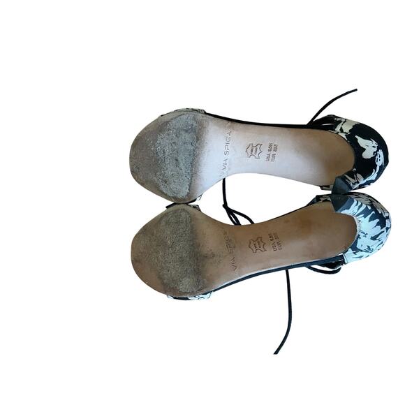 Via Spiga Black & White Floral Print Strappy High Heels Size 8.5 - Picture 7 of 8